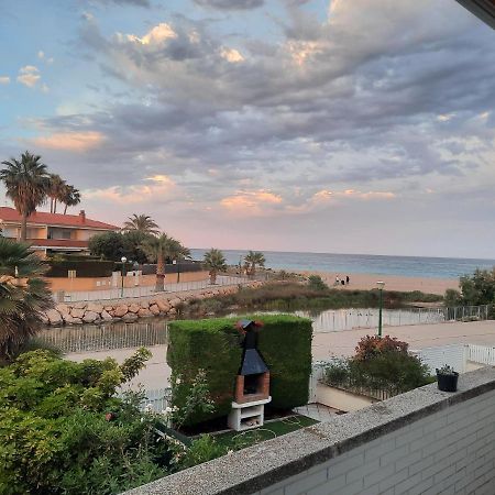 Cosy House With Garden Infront Of The Sea Apartment Creixell Bagian luar foto